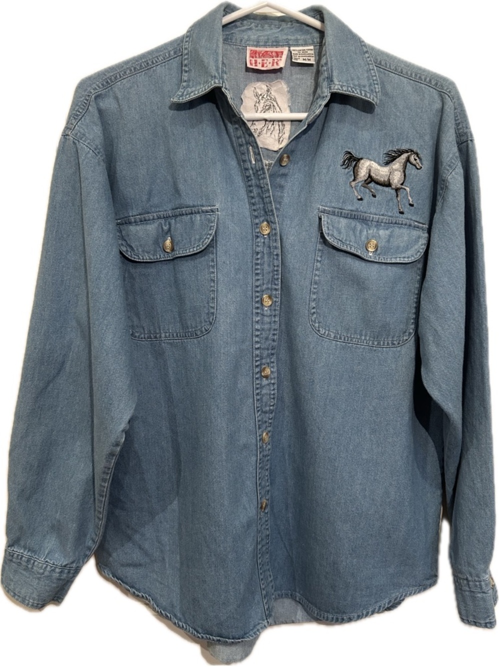 Vintage Denim Shirt with Horse Embroidery – Western Style – Size Medium